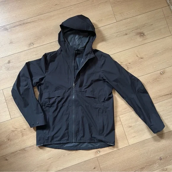 Lululemon Jacket - Picture 2 of 6